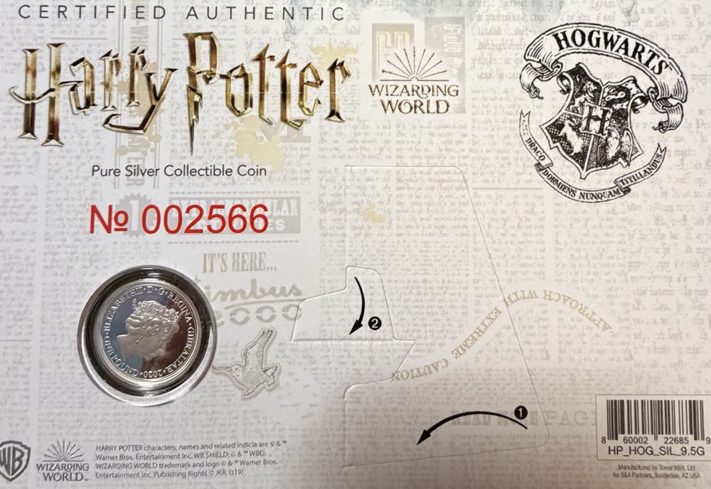 2020 Harry Potter Hogwarts £1  coin collectible - Main Image 4