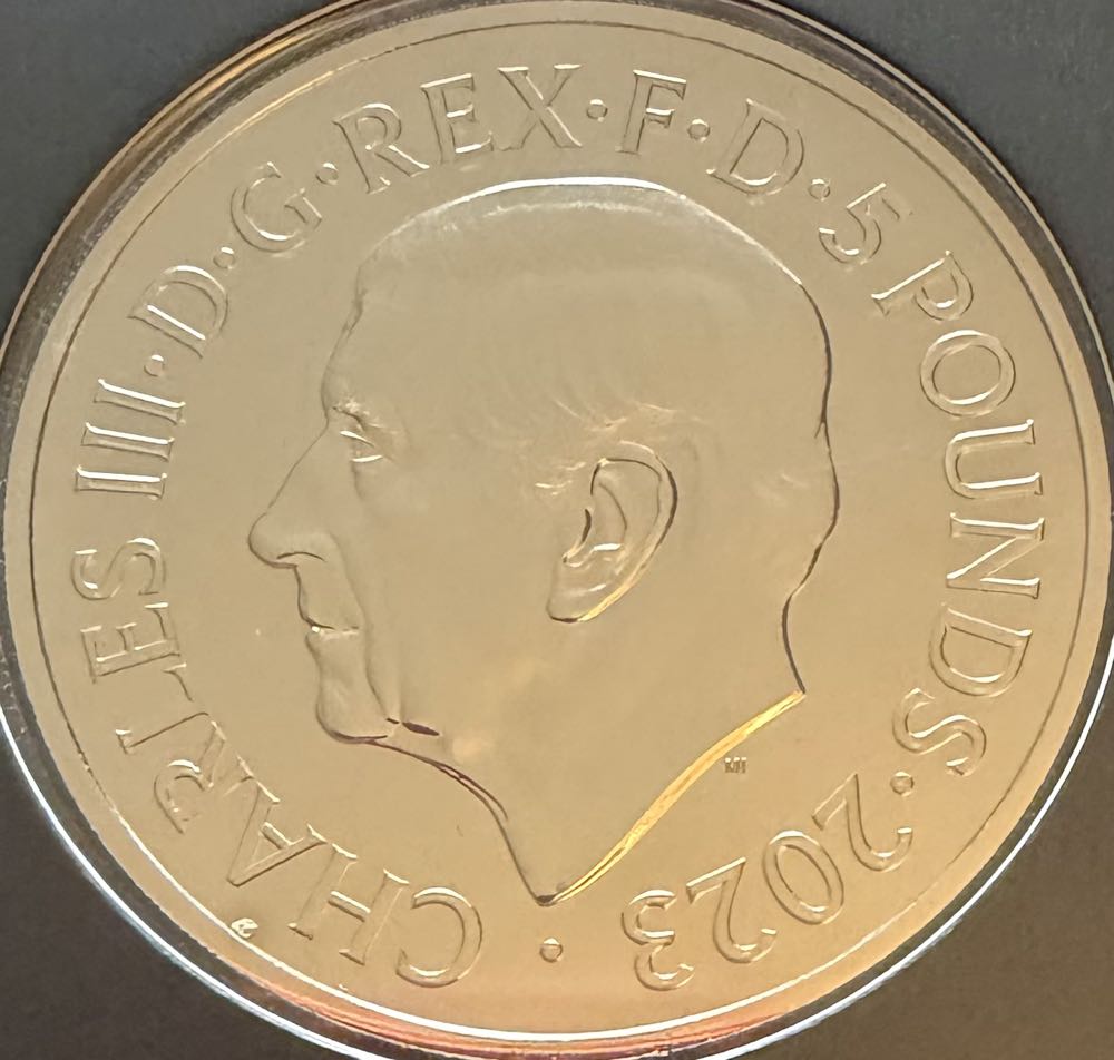 2023 Bond Films Of The 1970s £5  coin collectible - Main Image 2