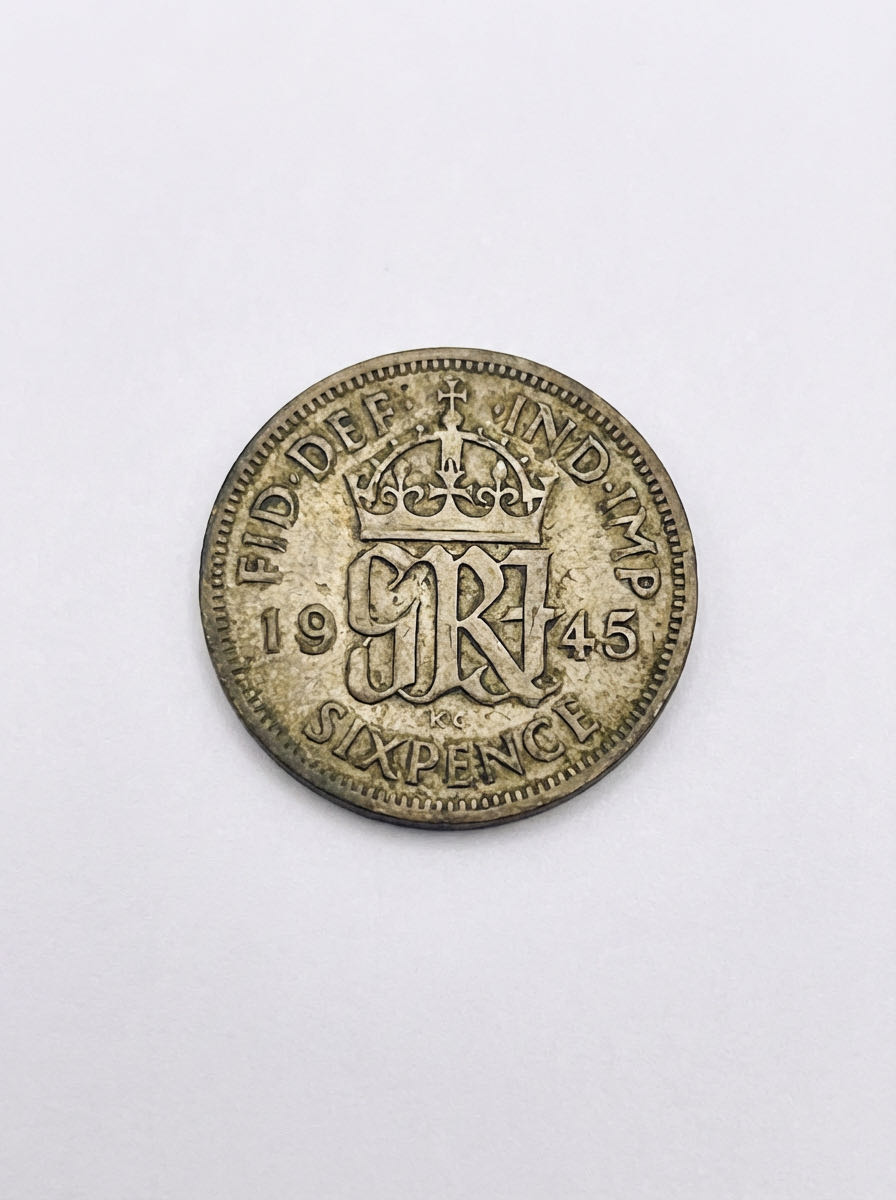 2023 The Palace Of Holyrood House 50p