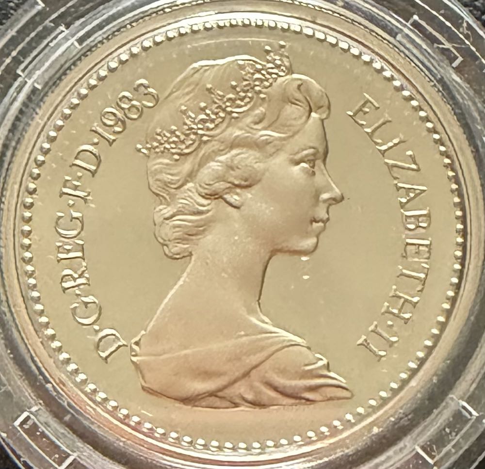 1983 Royal Coat Of Arms Piedfort £1  coin collectible - Main Image 2