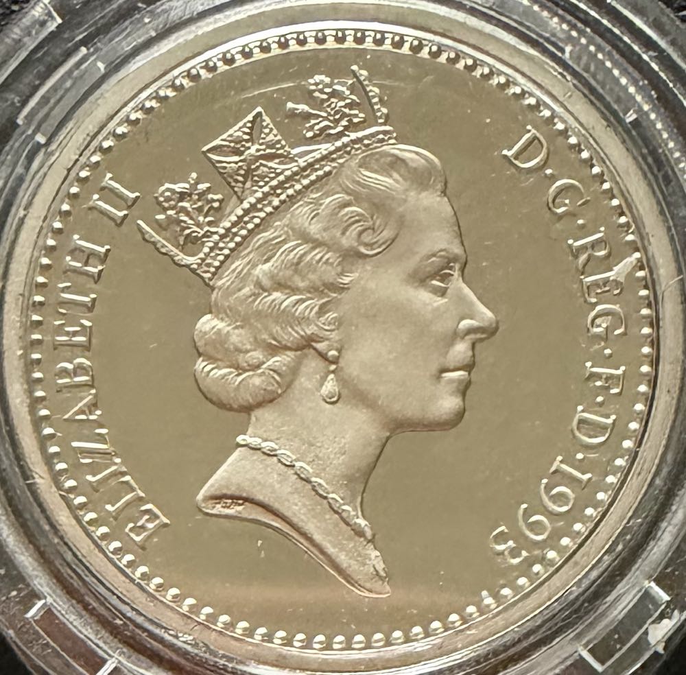 1993 Royal Coat Of Arms Piedfort £1  coin collectible - Main Image 2