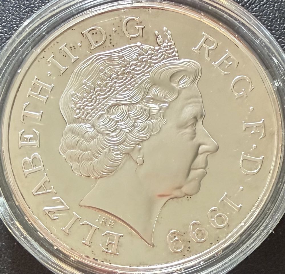 1999 Millennium Silver £5  coin collectible - Main Image 2
