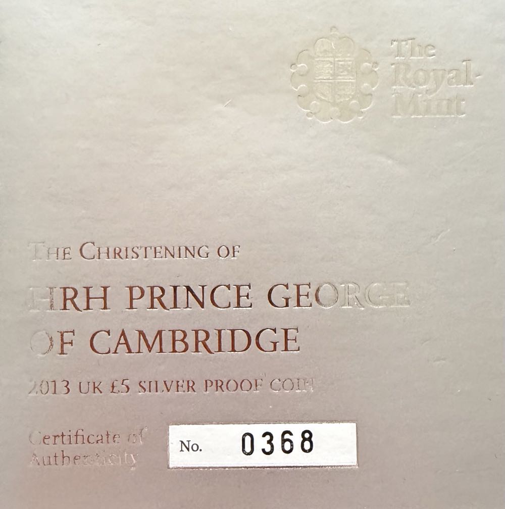 2013 Prince George £5  coin collectible - Main Image 3
