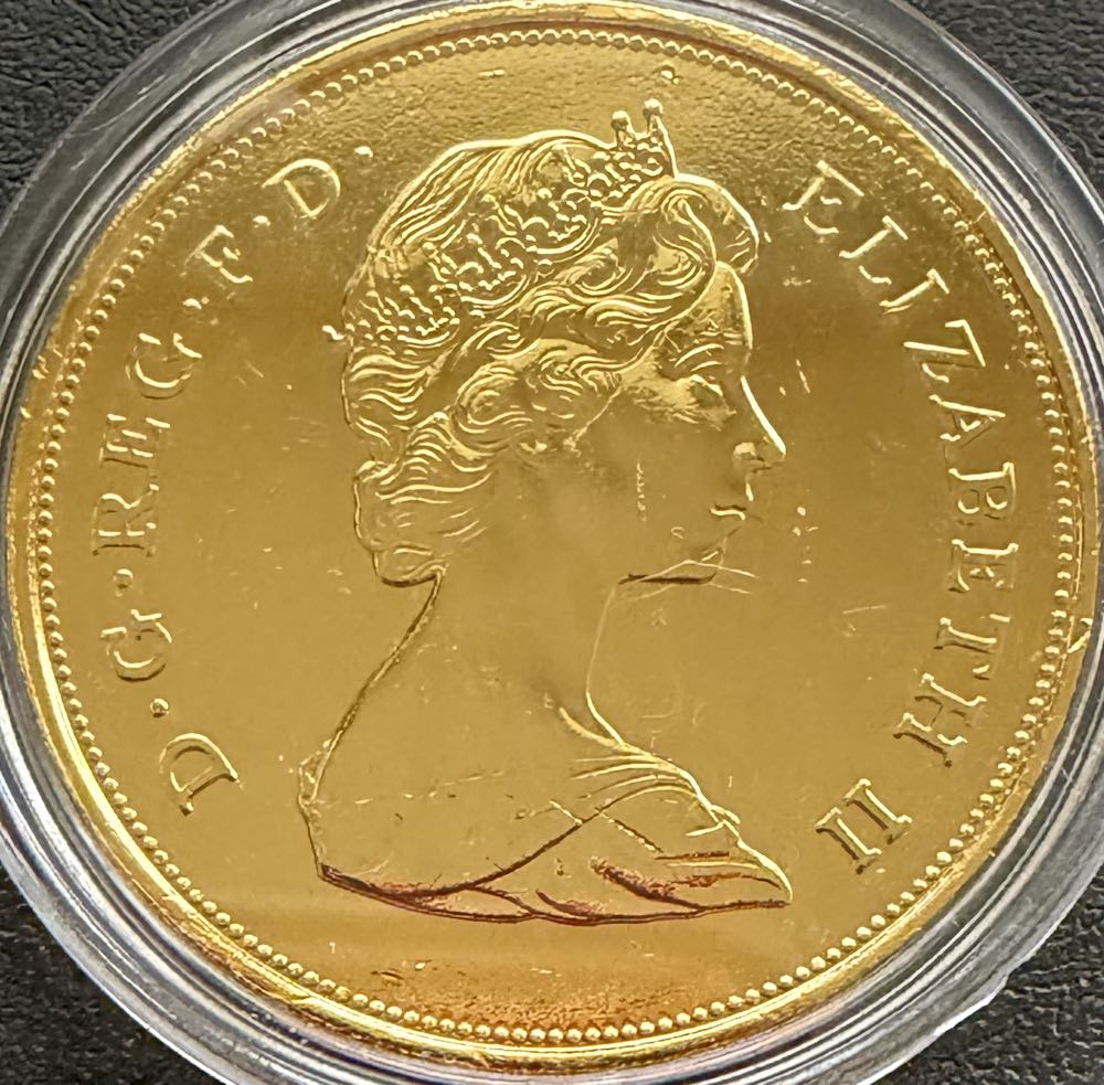 1980 Queen Mother Gold Plated  coin collectible - Main Image 2