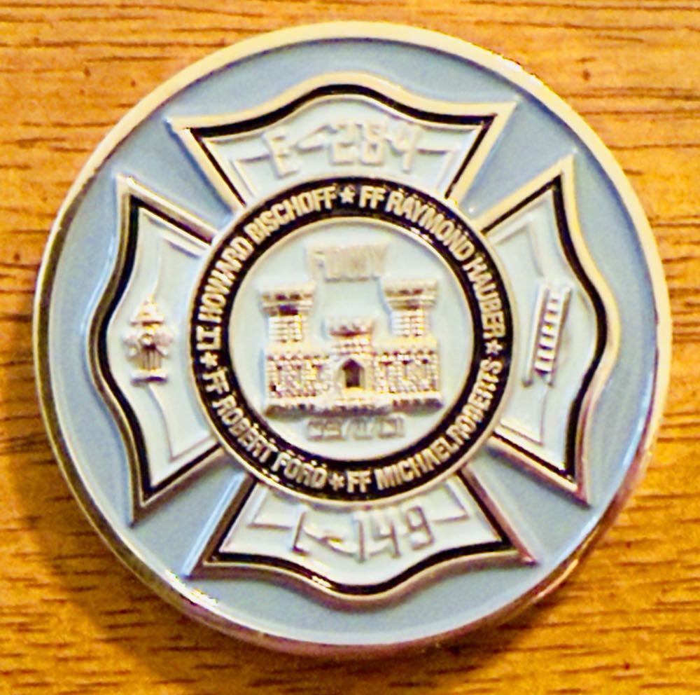 FDNY E284 / L149  coin collectible - Main Image 2
