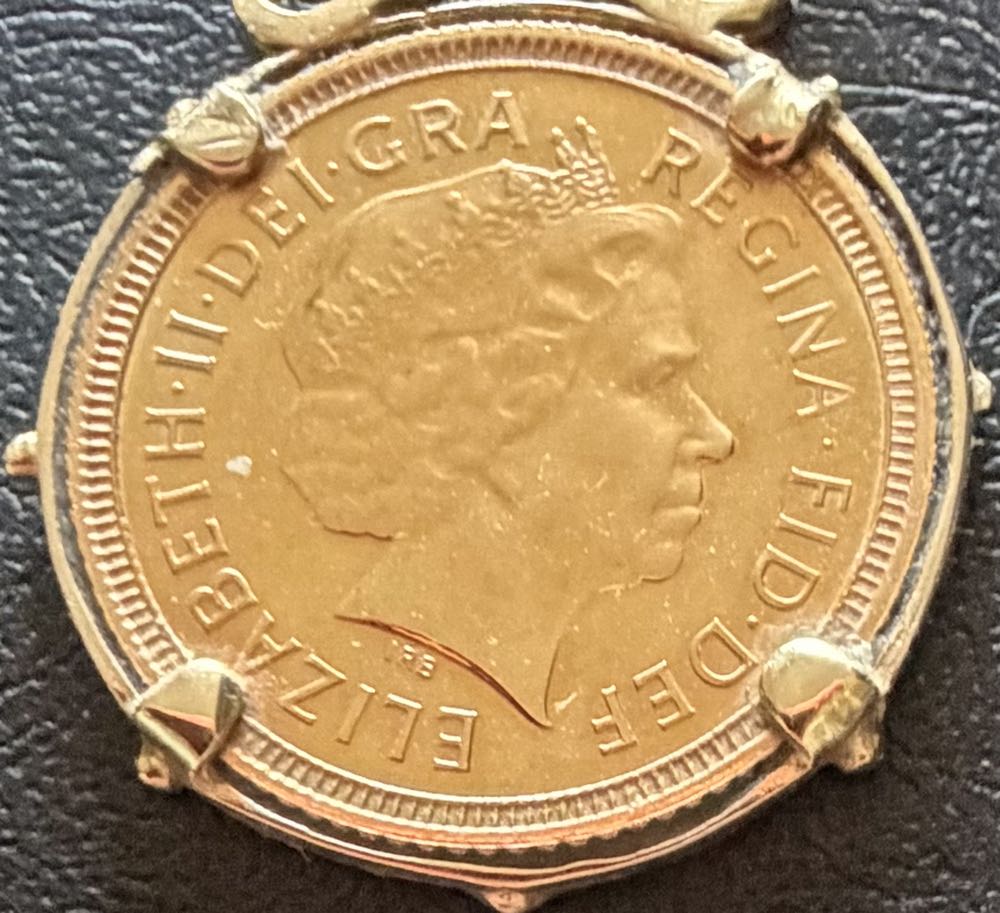 2000 Half Sovereign Pendant  coin collectible - Main Image 2