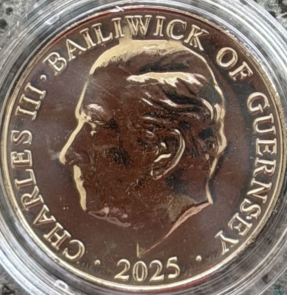 2025 Minke Whale 10p  coin collectible - Main Image 2