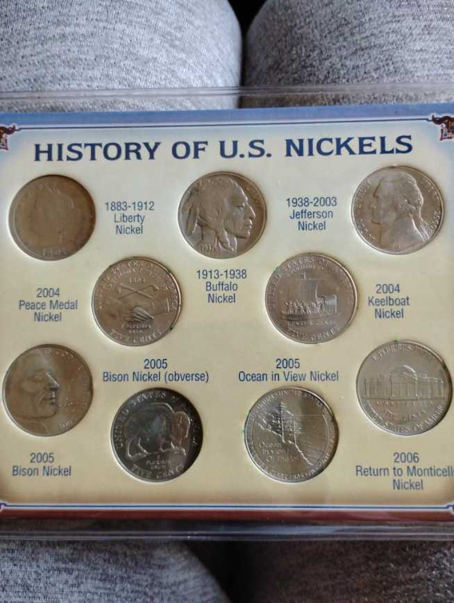 1990 Welsh Leek Silver £1 (2)