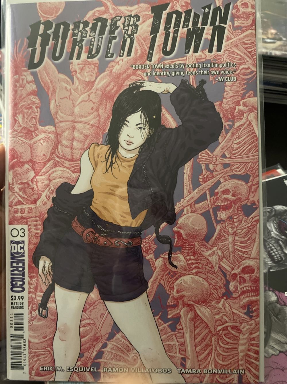 Border Town - DC - Vertigo (3) comic book collectible [Barcode 76194135688400311] - Main Image 1