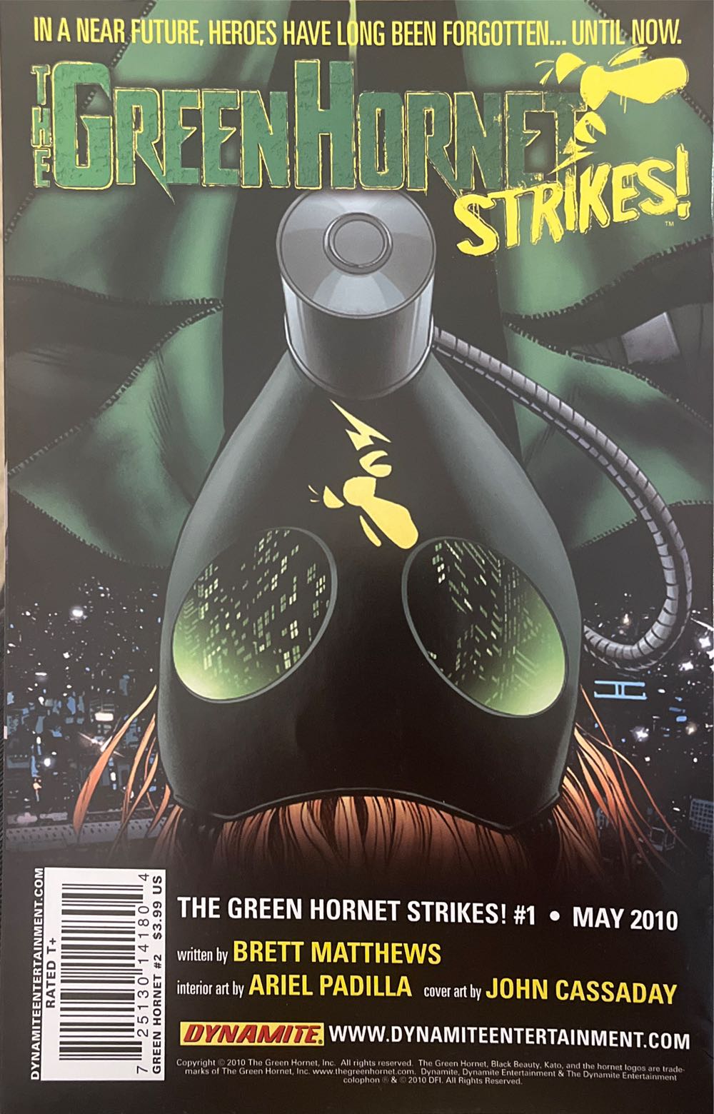 Green Hornet - Dynamite Entertainment (2 - Apr 2010) comic book collectible [Barcode 725130141804] - Main Image 2