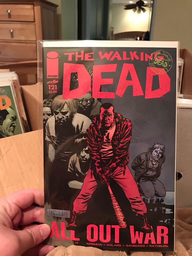 Walking Dead - Image (121 - Feb 2014) comic book collectible [Barcode 709853008637] - Main Image 2