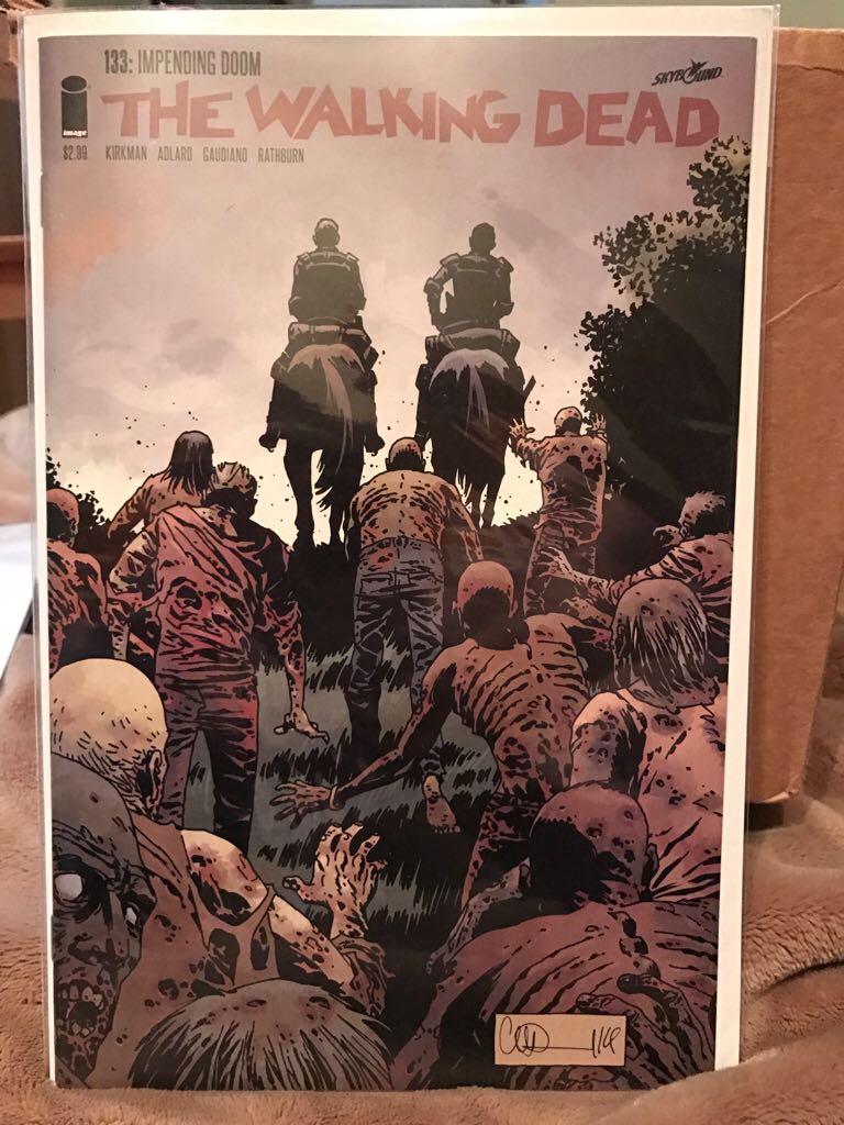 The Walking Dead - Image Comics (133 - Oct 2014) comic book collectible [Barcode 709853000730] - Main Image 2