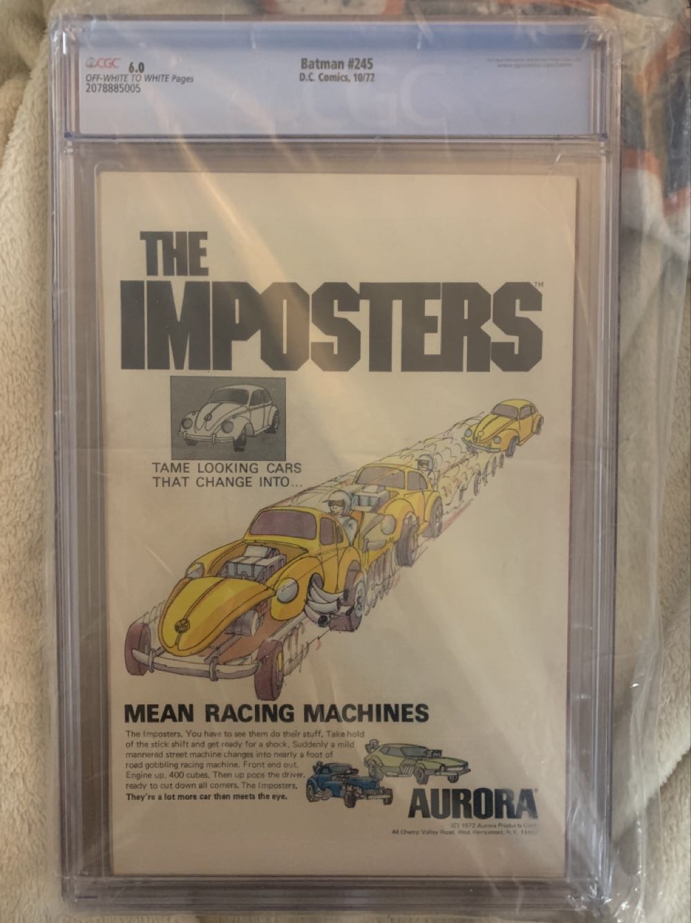 Batman - DC Comics (245) comic book collectible [Barcode 070989304307] - Main Image 3