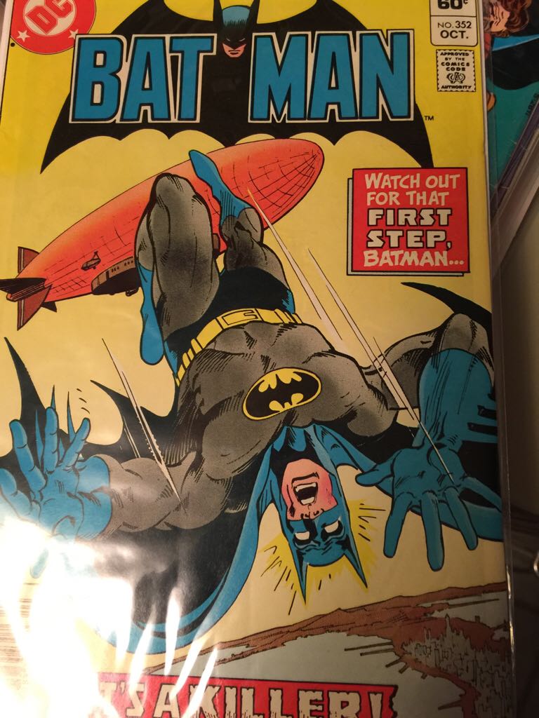 Batman (Volume 1) 352 - DC Comics (352 - Oct 1982) comic book collectible [Barcode 07098930430710] - Main Image 1
