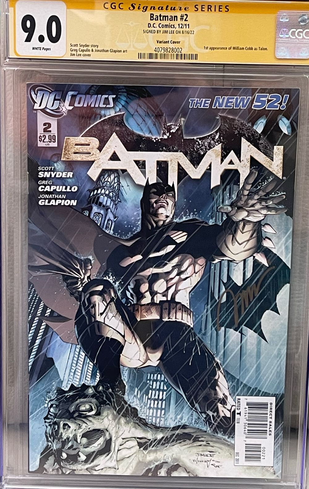 Batman (The New 52) - DC Comics (2 - Dec 2011) comic book collectible [Barcode 76194130640700221] - Main Image 4