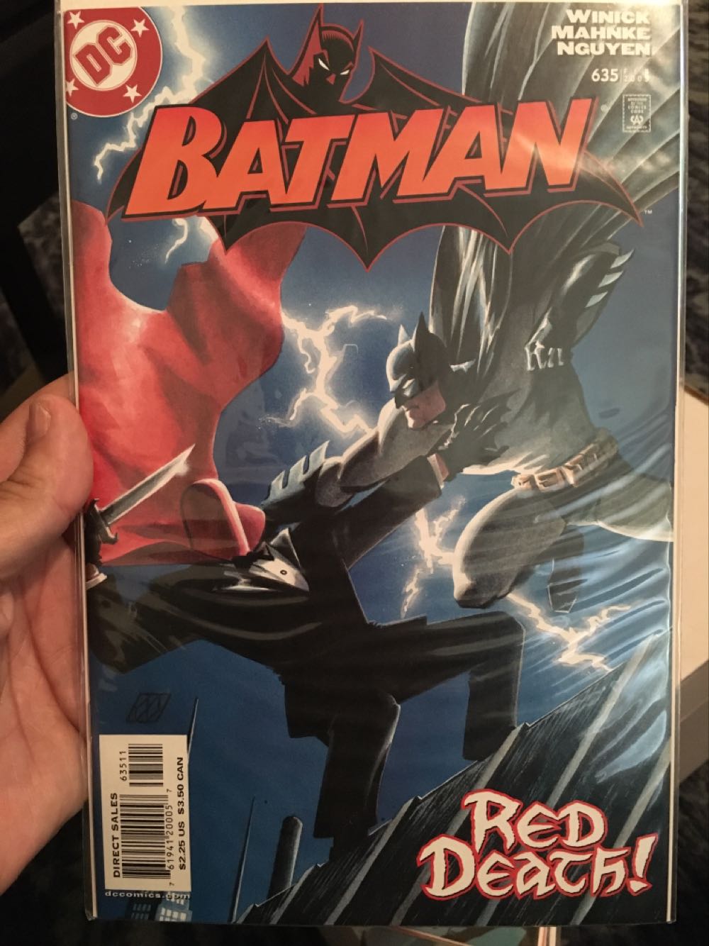 Batman - DC (635 - Feb 2005) comic book collectible [Barcode 76194120005763511] - Main Image 2