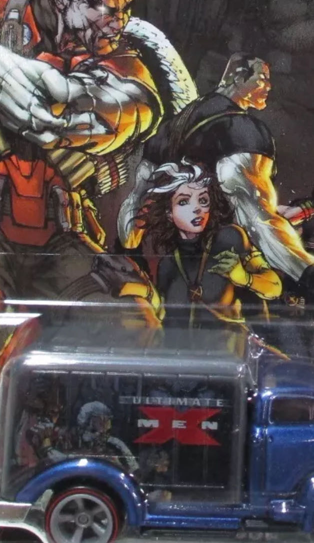 Avengers Invaders - Marvel Comics / Dynamite Entertainment (3 - Sep 2008) comic book collectible [Barcode 759606063055] - Main Image 2