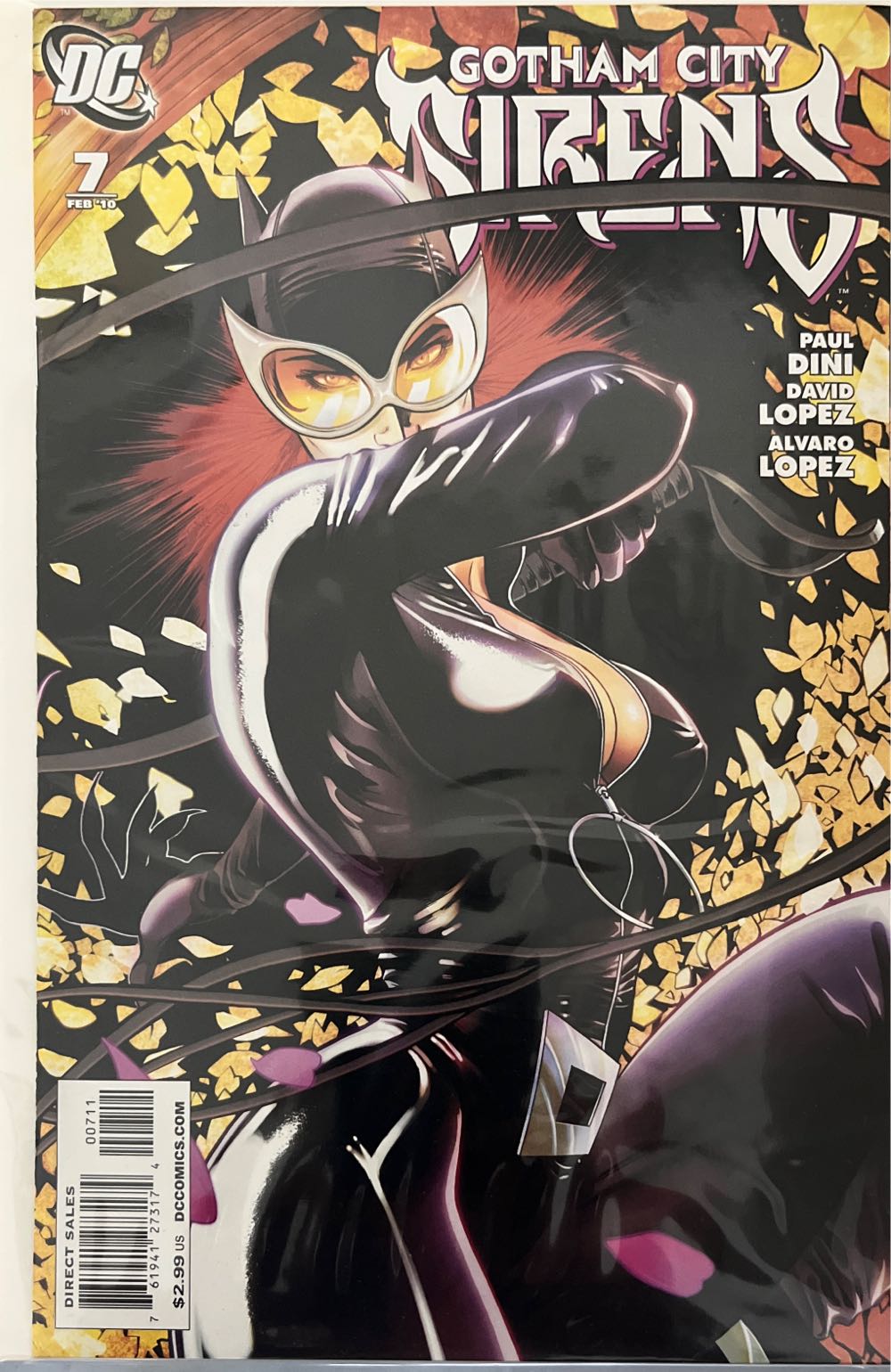 Gotham City Sirens - DC (7 - Feb 2010) comic book collectible [Barcode 76194127317400711] - Main Image 2