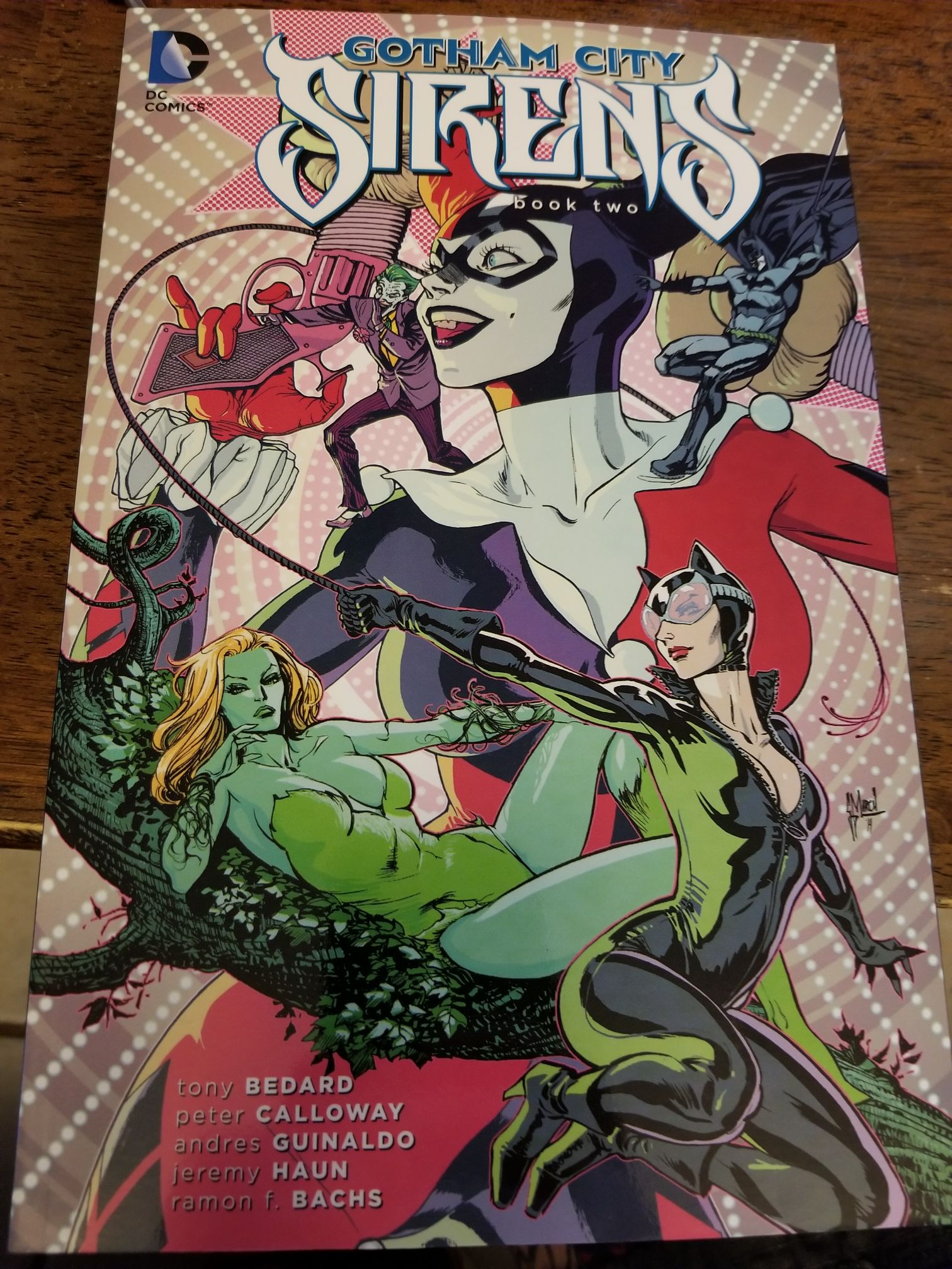 Gotham City Sirens - DC (2) comic book collectible [Barcode 761941273174] - Main Image 1