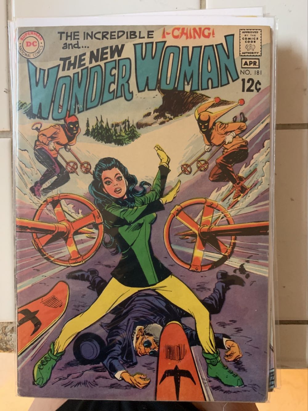 Wonder Woman (181) - National Comics Publications, Inc. (181 - Apr 1969) comic book collectible [Barcode 0000] - Main Image 2