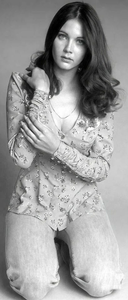 Wonder Woman Vol 1 - DC (Detective Comics) (312 - Feb 1984) comic book collectible [Barcode 070992317813] - Main Image 2