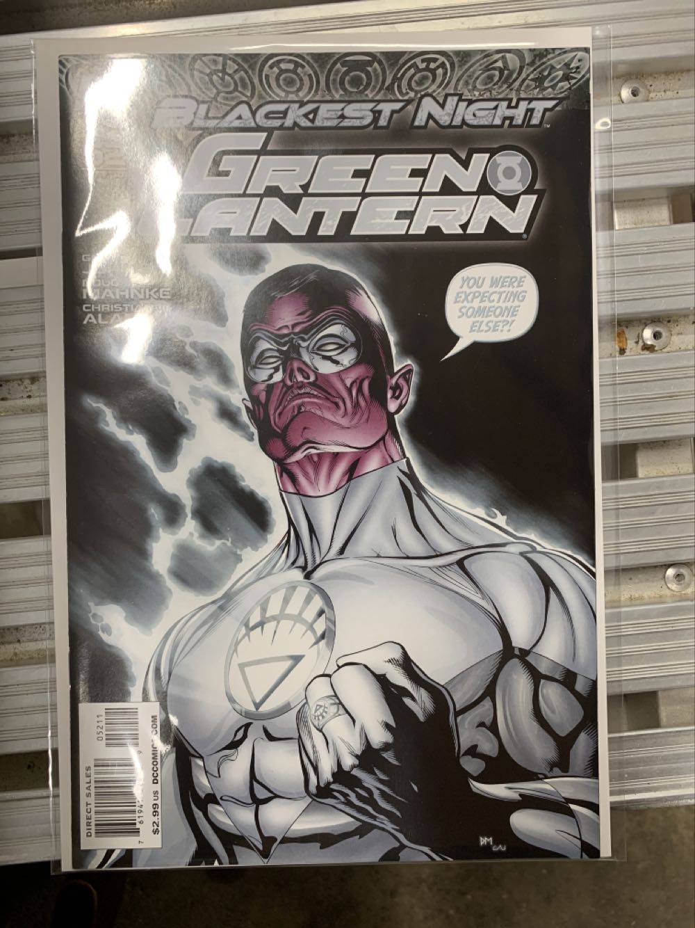 Green Lantern (Vol 4) - DC Comics (52 - May 2010) comic book collectible [Barcode 76194124438905211] - Main Image 2