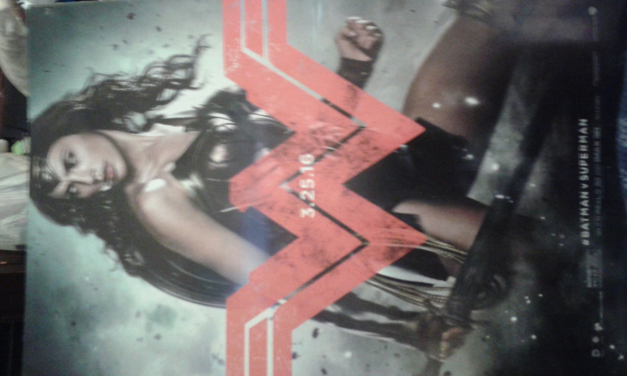 Batman V Superman 001 - DC Comics (1 - Apr 2016) comic book collectible [Barcode 761941235233] - Main Image 2