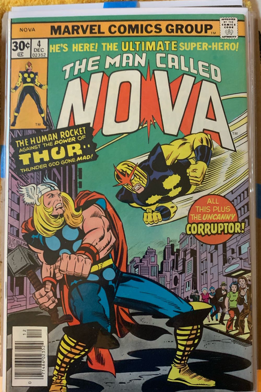 Nova V1 #4 - Marvel Comics (4 - Dec 1976) comic book collectible [Barcode 759606060641] - Main Image 2
