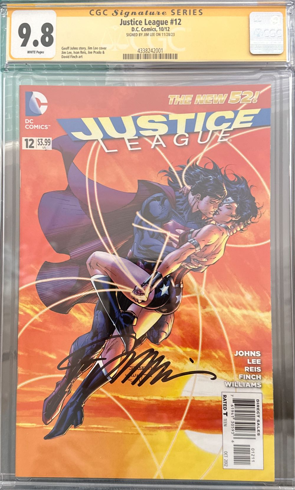 Justice League (Vol.2) - DC Comics (12 - Oct 2012) comic book collectible [Barcode 76194130593601211] - Main Image 3