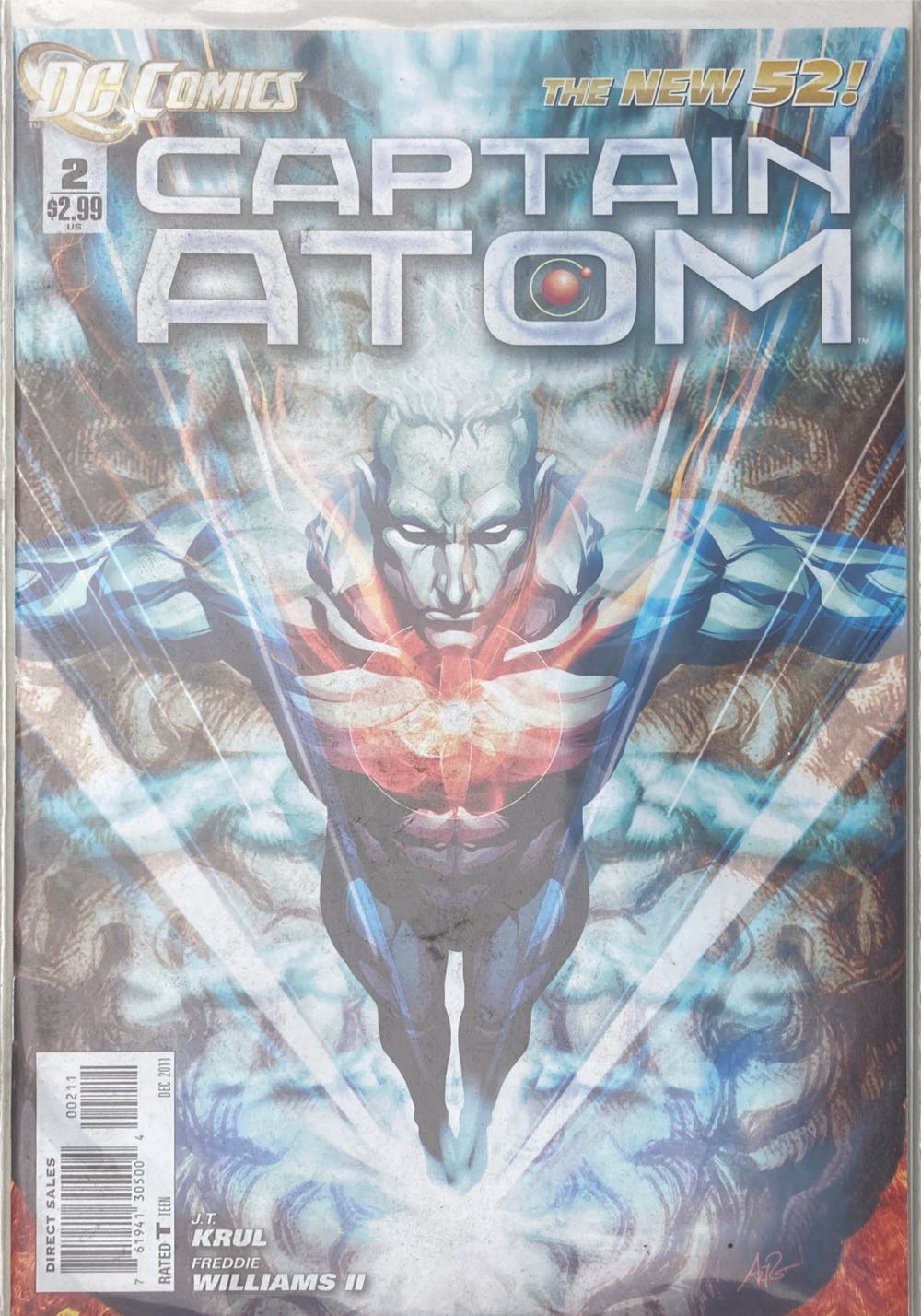 Captain Atom - DC Comics (2) comic book collectible [Barcode 761941305004] - Main Image 2