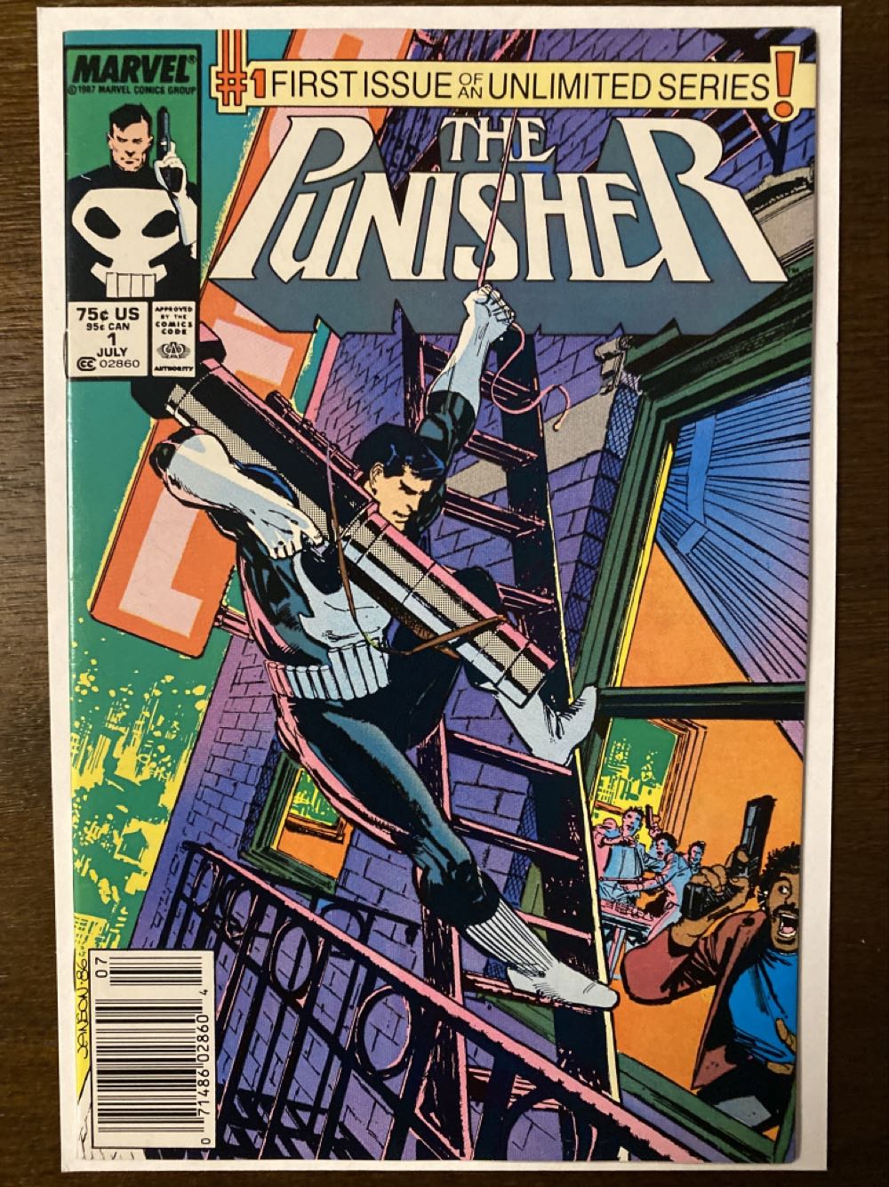 Punisher - Marvel Comics Group (1 - Jul 1987) comic book collectible [Barcode 071486028604] - Main Image 2