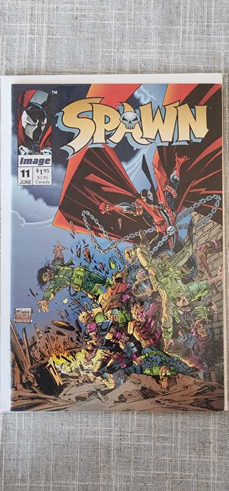 Spawn - Image Comics (11 - Jun 1993) comic book collectible [Barcode 070989332416] - Main Image 2