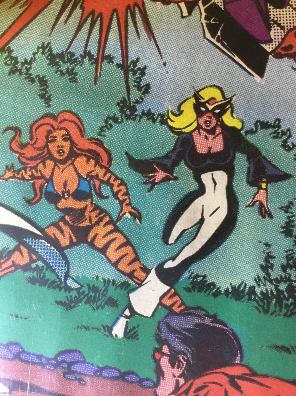 West Coast Avengers - Marvel (4 - Dec 1984) comic book collectible [Barcode 071486025375] - Main Image 3