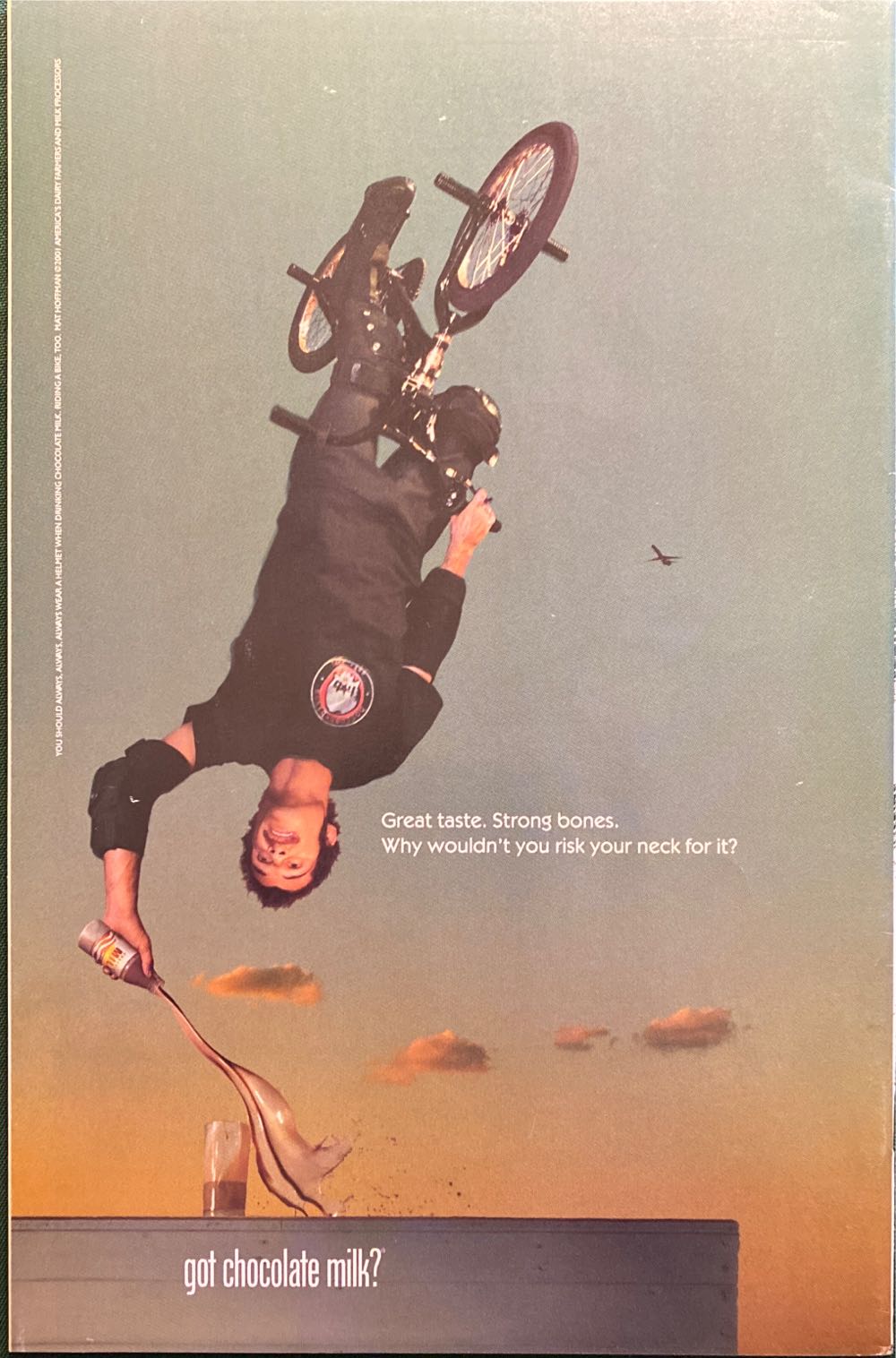 Detective Comics - DC Comics (768 - May 2002) comic book collectible [Barcode 76194120019476811] - Main Image 2