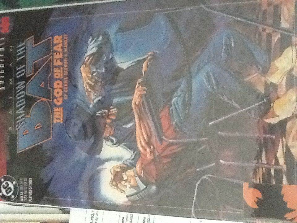 Batman: Shadow of the bat  (16) comic book collectible [Barcode 761941200095] - Main Image 1