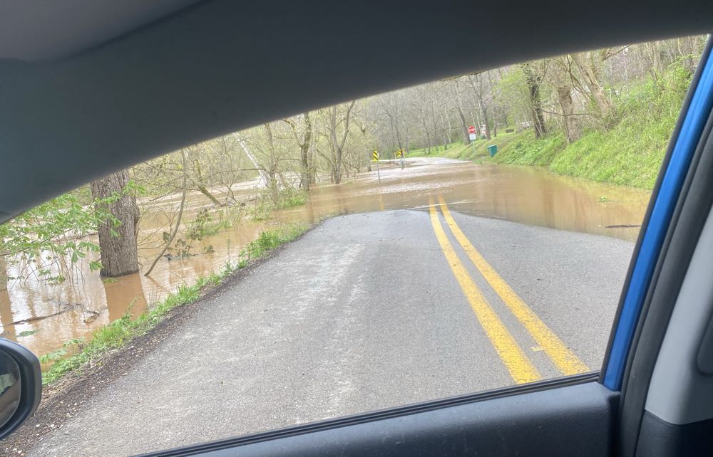 Incredible Hulk, The - Marvel Comics (612 - Nov 2010) comic book collectible [Barcode 9780785107903] - Main Image 3