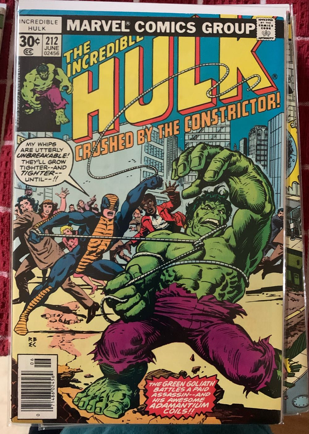The Incredible Hulk - Marvel Comics (212 - Jun 1977) comic book collectible - Main Image 2