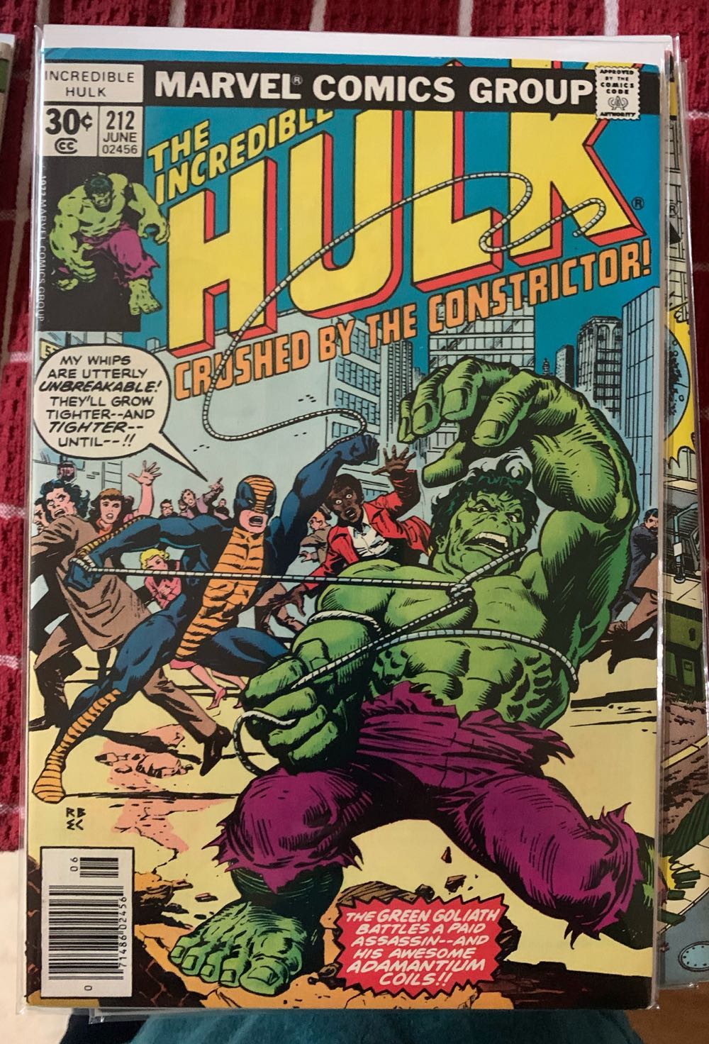 The Incredible Hulk - Marvel Comics (212 - Jun 1977) comic book collectible - Main Image 4