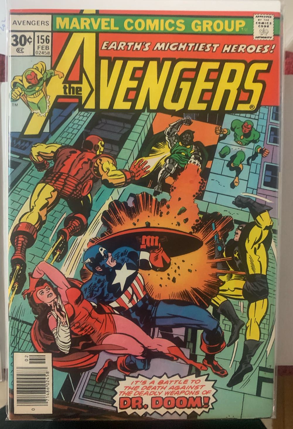 Avengers #156 - Marvel Comics (156 - Feb 1977) comic book collectible - Main Image 4