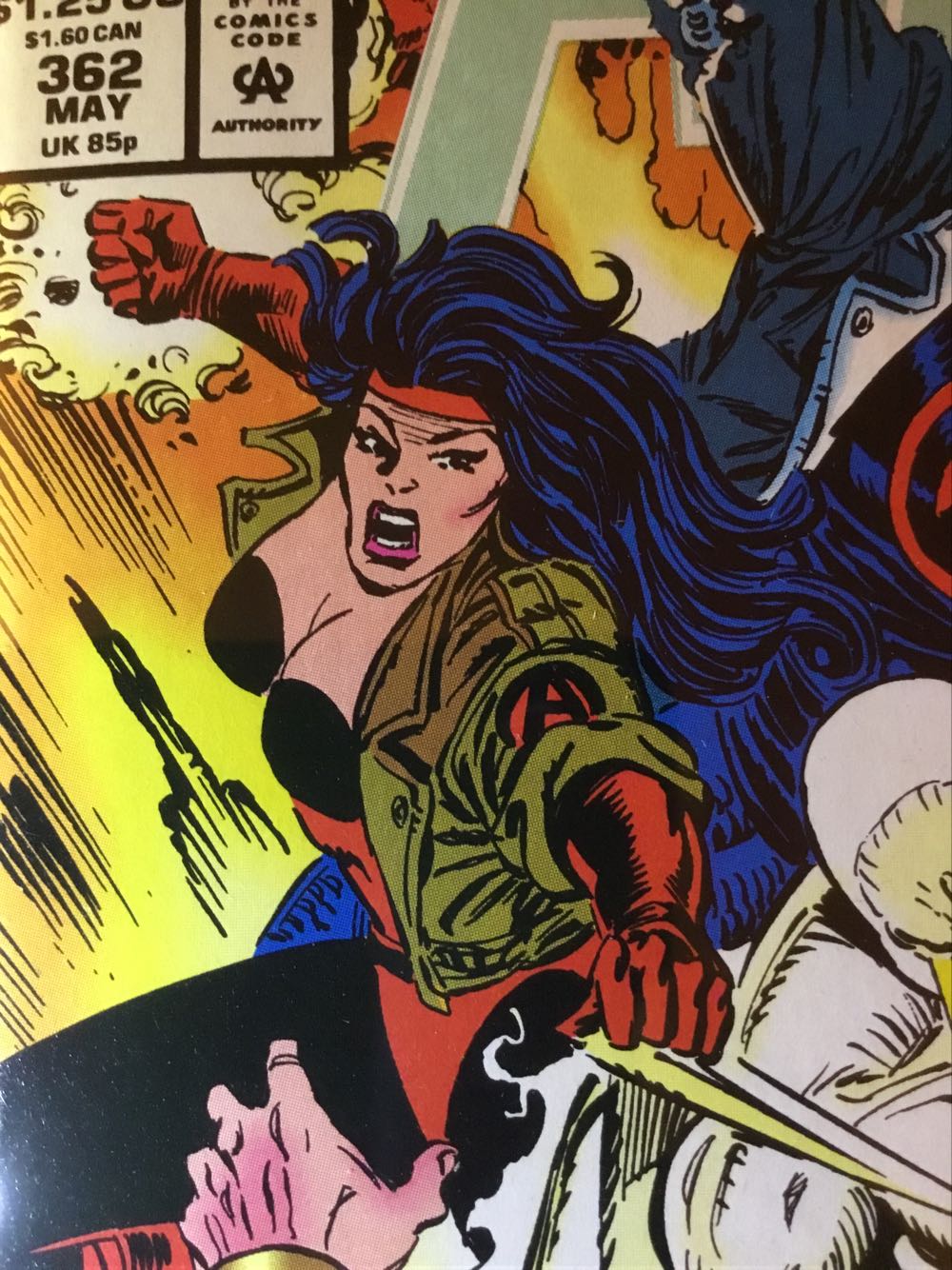 The Avengers (1963) Signed By Tom Palmer - Marvel Comics (362 - 05/1993) comic book collectible - Main Image 3