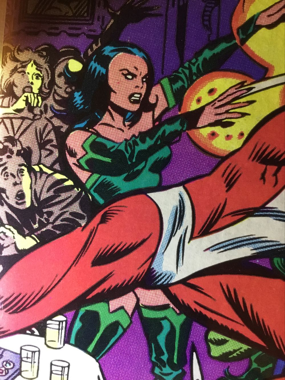 The Avengers - Marvel Comics (246 - 08/1984) comic book collectible - Main Image 3