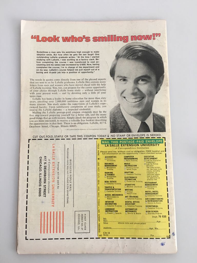 The Avengers - Marvel Comics (142 - Dec 1975) comic book collectible - Main Image 2