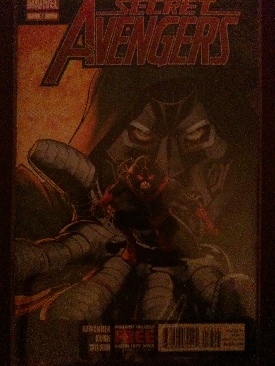 Secret Avengers  (33) comic book collectible [Barcode 759606070145] - Main Image 1
