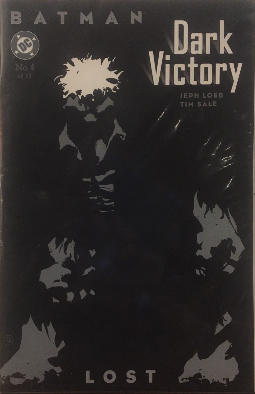 Batman Dark Victory - DC Comics (4 - Mar 2000) comic book collectible [Barcode 761941220543] - Main Image 2