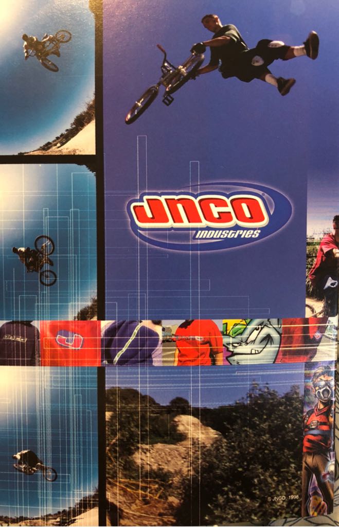 The Adventures Of Superman - DC Comics (563 - Dec 1998) comic book collectible [Barcode 76194120003356311] - Main Image 2