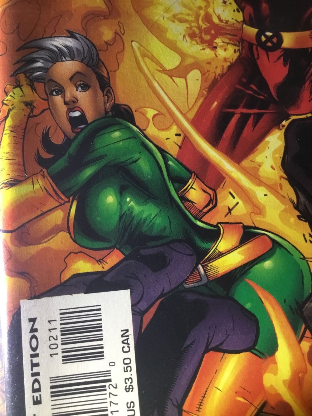 X-men Vol 2 - Marvel Comics (102 - Jul 2000) comic book collectible [Barcode 75960601772010211] - Main Image 2