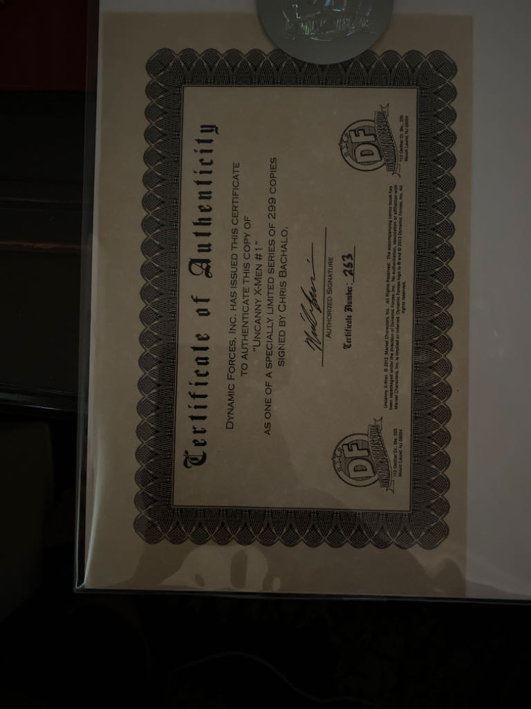 Uncanny X-Men - vol 3 - Marvel Comics (1 - Apr 2013) comic book collectible [Barcode 75960607916200111] - Main Image 2