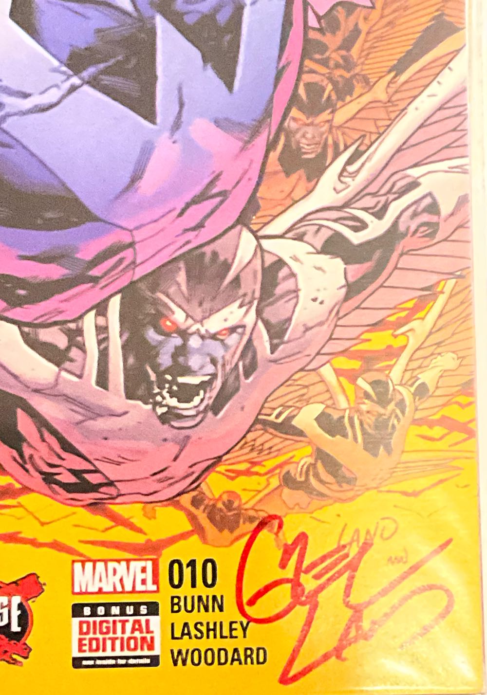 The Uncanny X-Men - Marvel Comics (10 - Sept 2016) comic book collectible [Barcode 75960608331201011] - Main Image 2