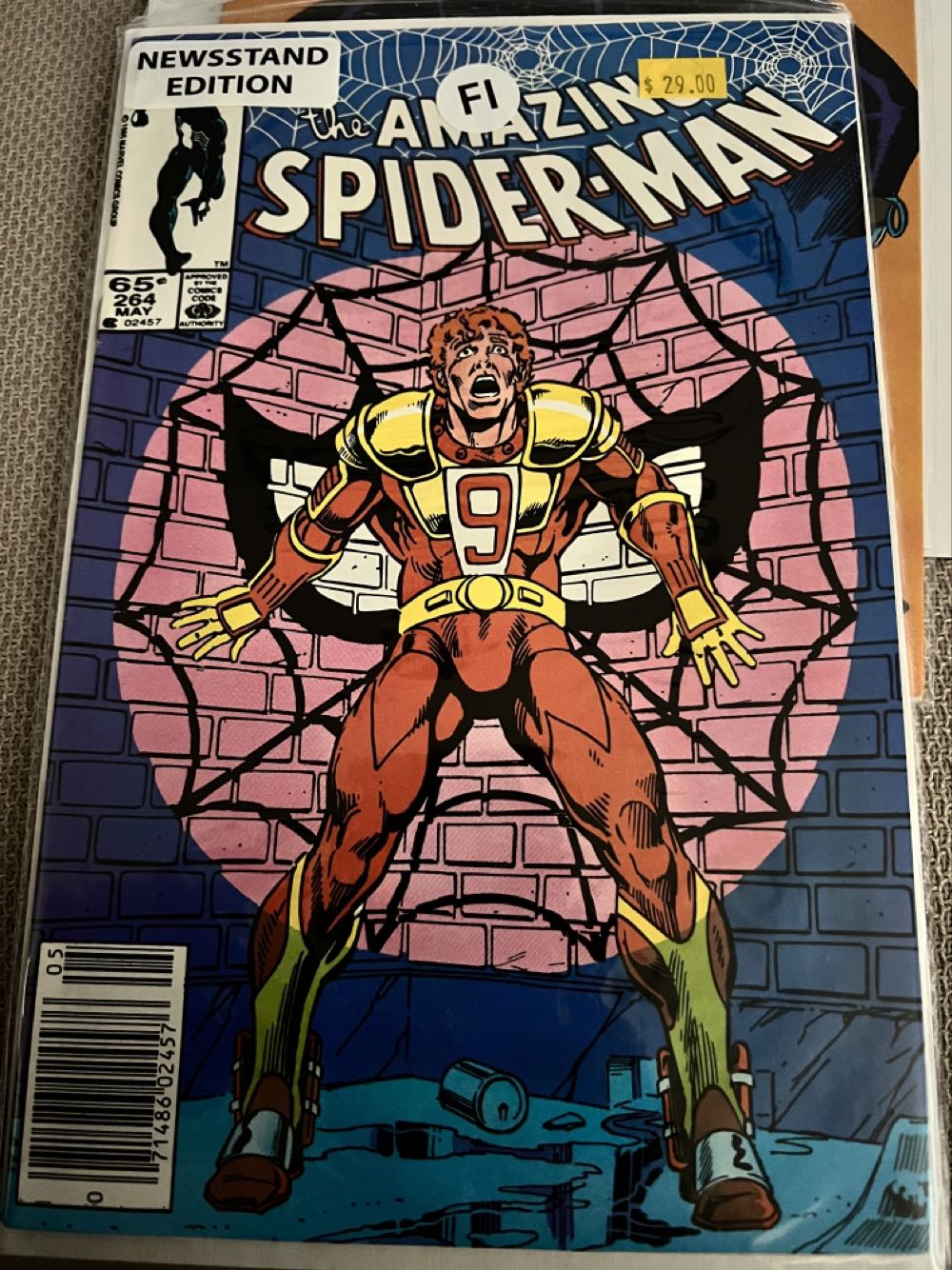 The Amazing Spider-Man 264 - Marvel Comics Amazing Spider-man* (264 - May 1985) comic book collectible [Barcode 759606068142] - Main Image 4