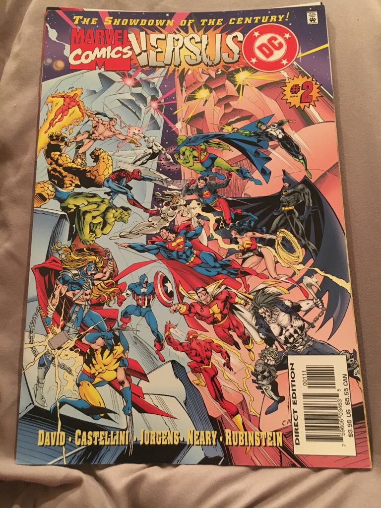 DC Versus Marvel Comics  (2) comic book collectible [Barcode 761941206974] - Main Image 1
